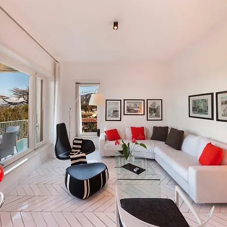 Apartment Lory House *