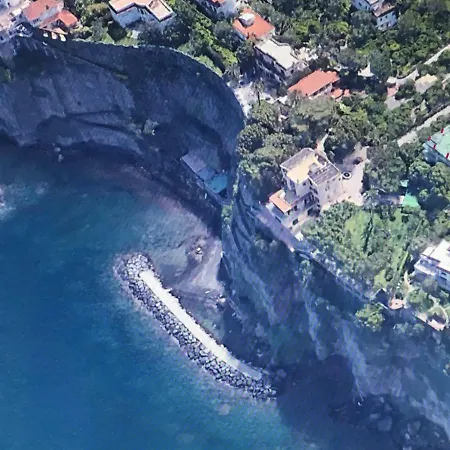 Lory House * Сорренто