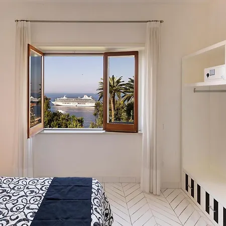 Lory House Апартаменты *